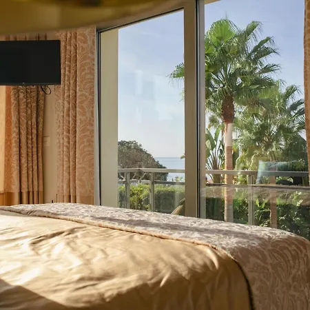 Magnificent On The Beachfront Malaga *